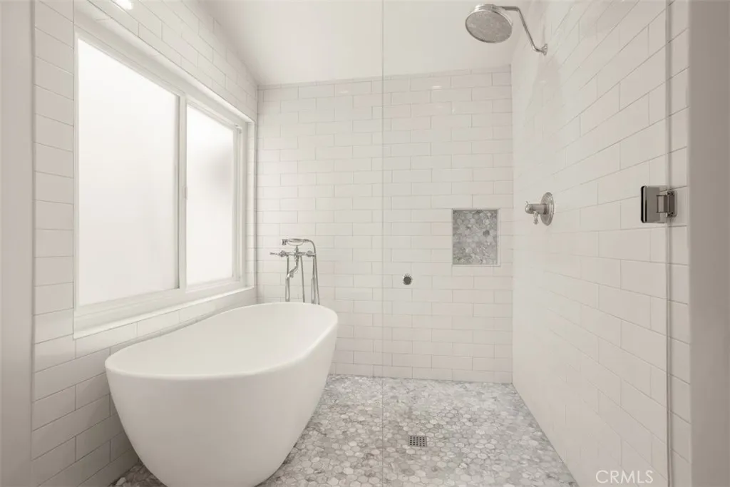 Additional image 16 of 22450 Maycotte Road, Woodland Hills, CA 91364