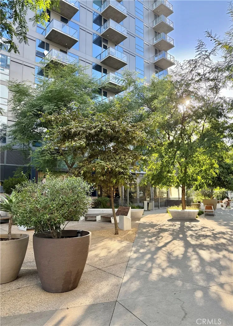 Additional image 48 of 1100 S Grand Ave Unit A109, Los Angeles, CA 90015