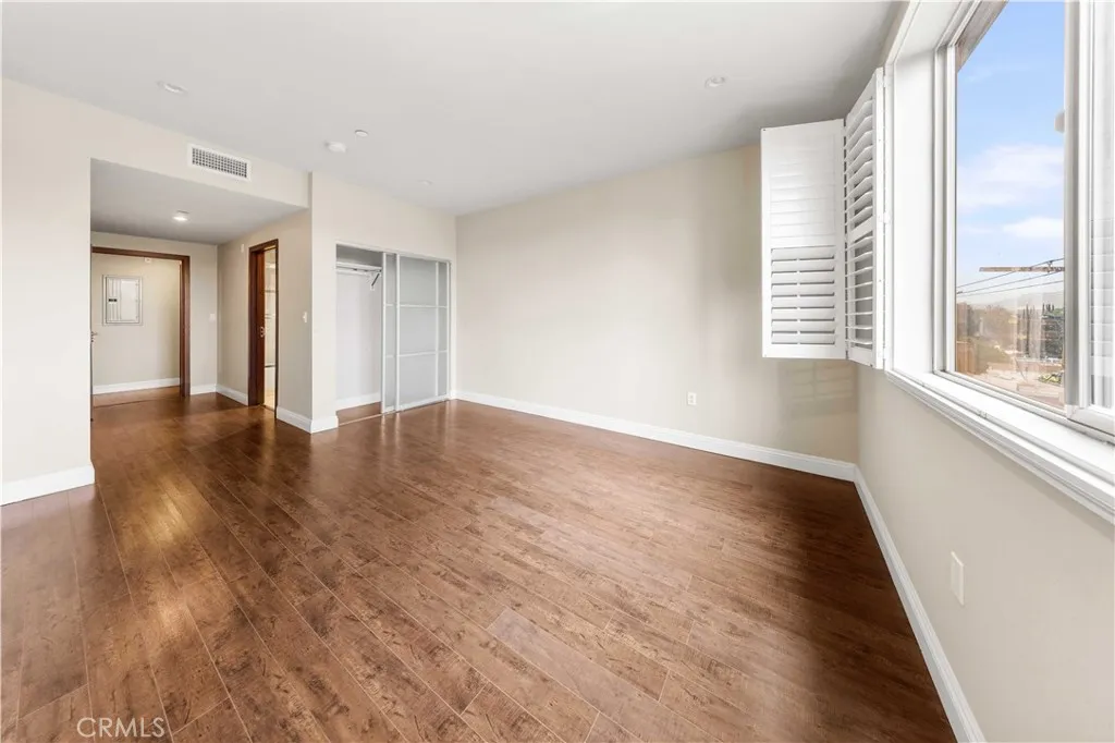 Additional image 79 of 11218 Camarillo Street Unit 404, Toluca Lake, CA 91602