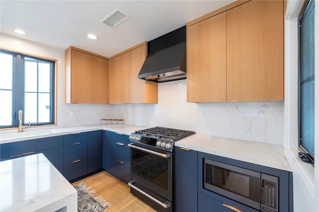 Additional image 13 of 1204 Pecan Ave, Huntington Beach, CA 92648