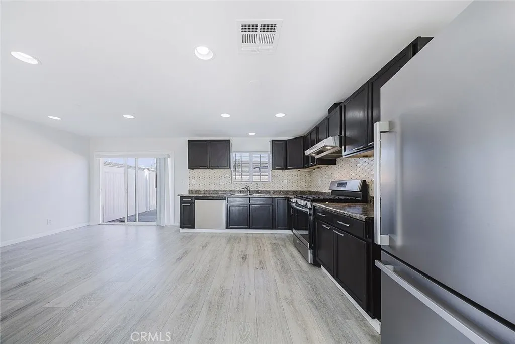 Additional image 39 of 10501 Cantara Street, Sun Valley, CA 91352