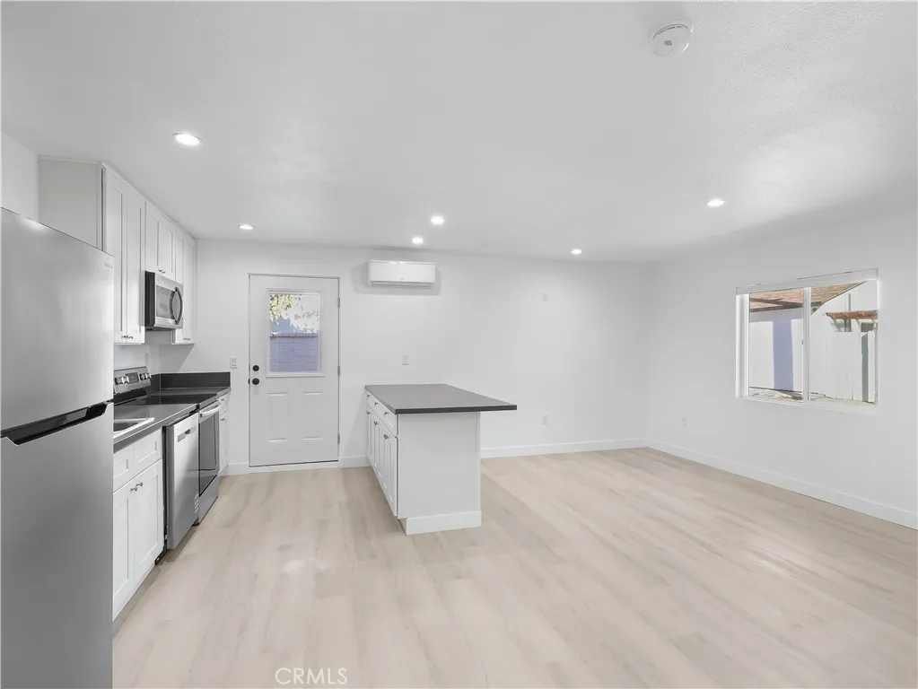 Additional image 41 of 8828 Chimineas Avenue, Northridge, CA 91325