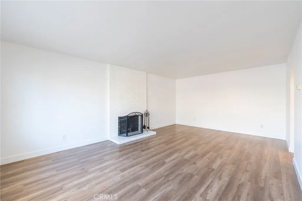 Additional image 14 of 422 22nd, Huntington Beach, CA 92648