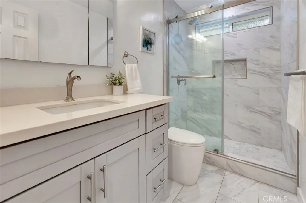 Additional image 5 of 24017 Sylvan, Woodland Hills, CA 91367