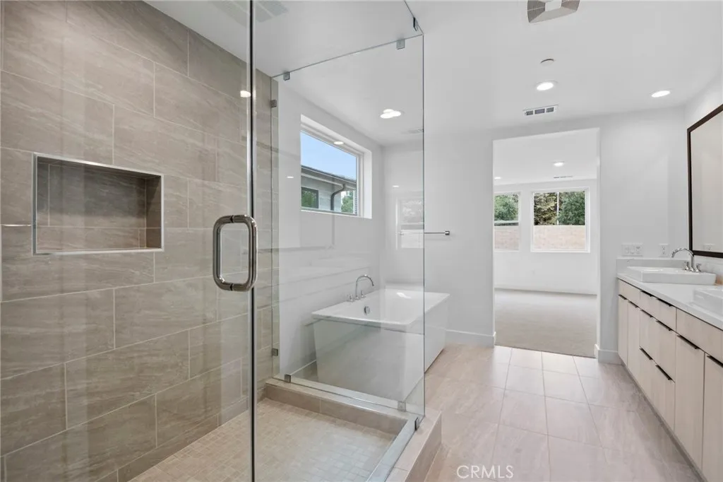 Additional image 76 of 128 Creation, Irvine, CA 92618