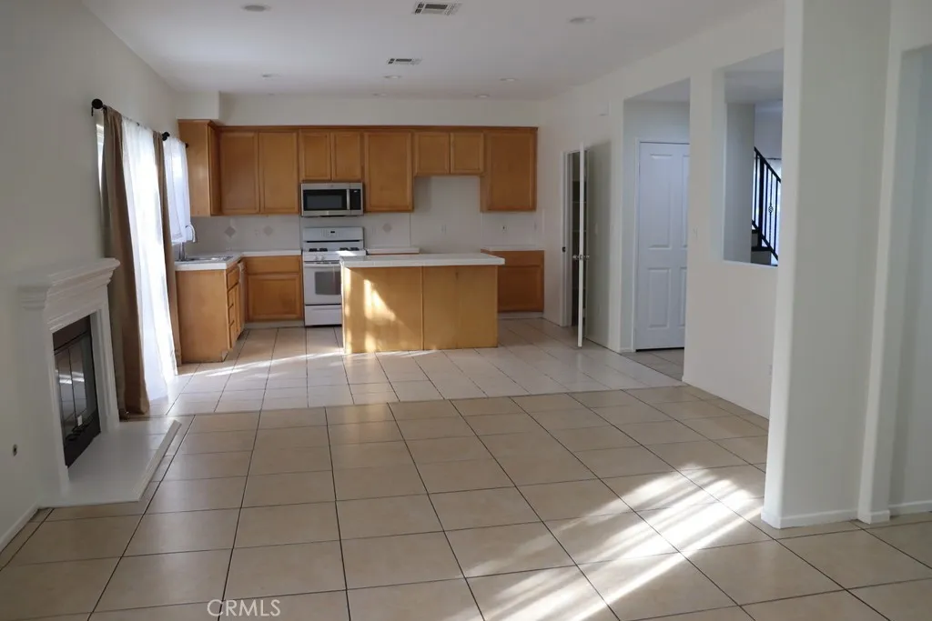 Additional image 20 of 16731 Parthenia Street Unit 3, Northridge, CA 91343