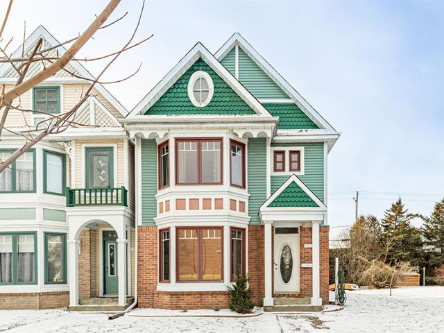 1270Z Boul. De Montarville|#9|Boucherville, Quebec J4B8A5