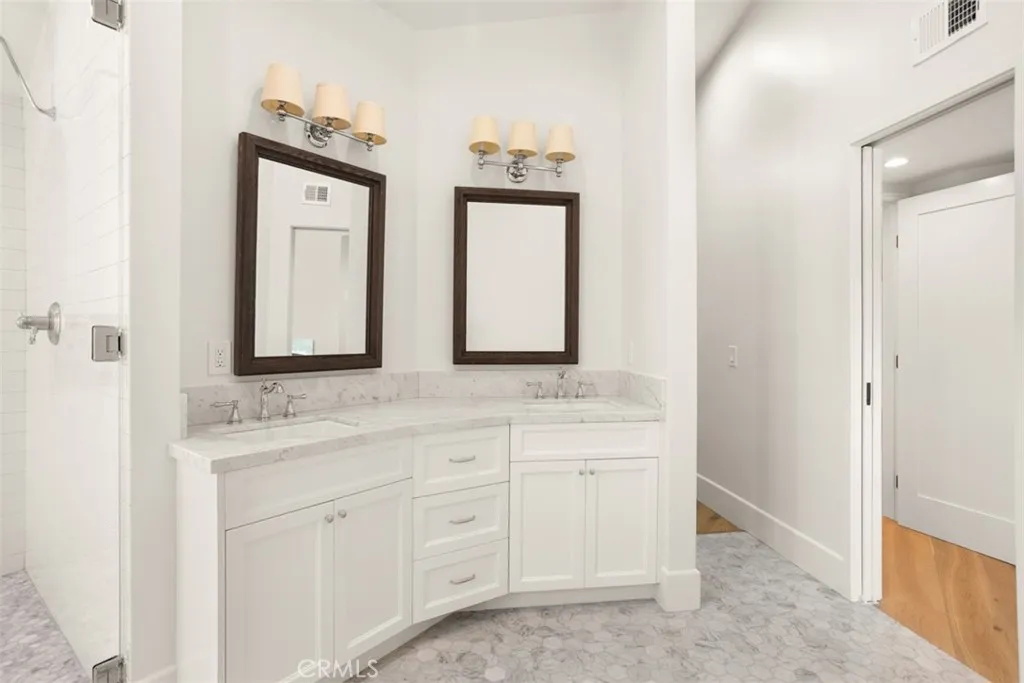 Additional image 17 of 22450 Maycotte Road, Woodland Hills, CA 91364