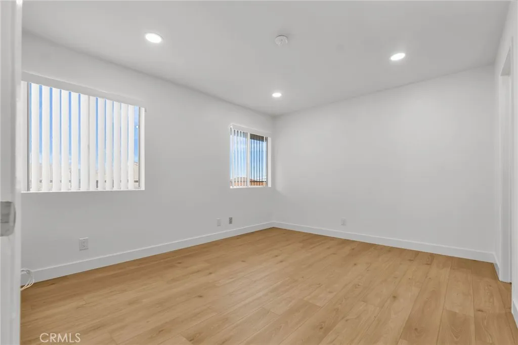 Additional image 17 of 712 5th Street, Hermosa Beach, CA 90254