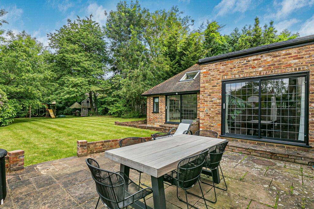 Additional image 21 of Kentish Lane, Brookmans Park, AL9