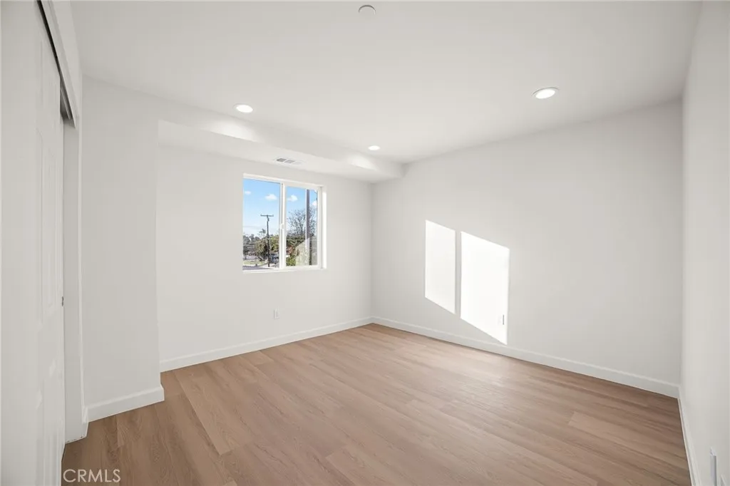 Additional image 19 of 900 W Hert Street, Colton, CA 92324