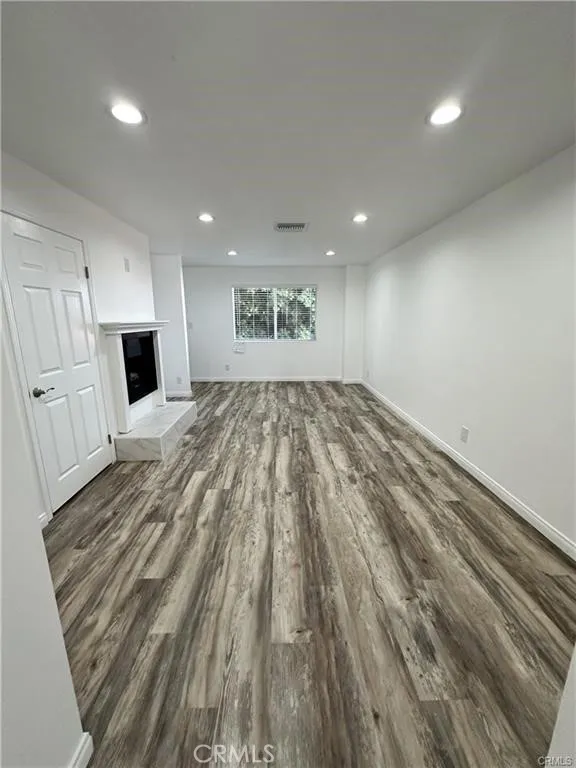 Additional image 21 of 14650 Lassen Unit 9, North Hills, CA 91345