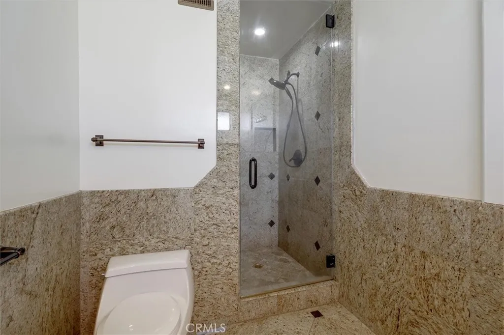 Additional image 115 of 24216 Calvert Street, Woodland Hills, CA 91367