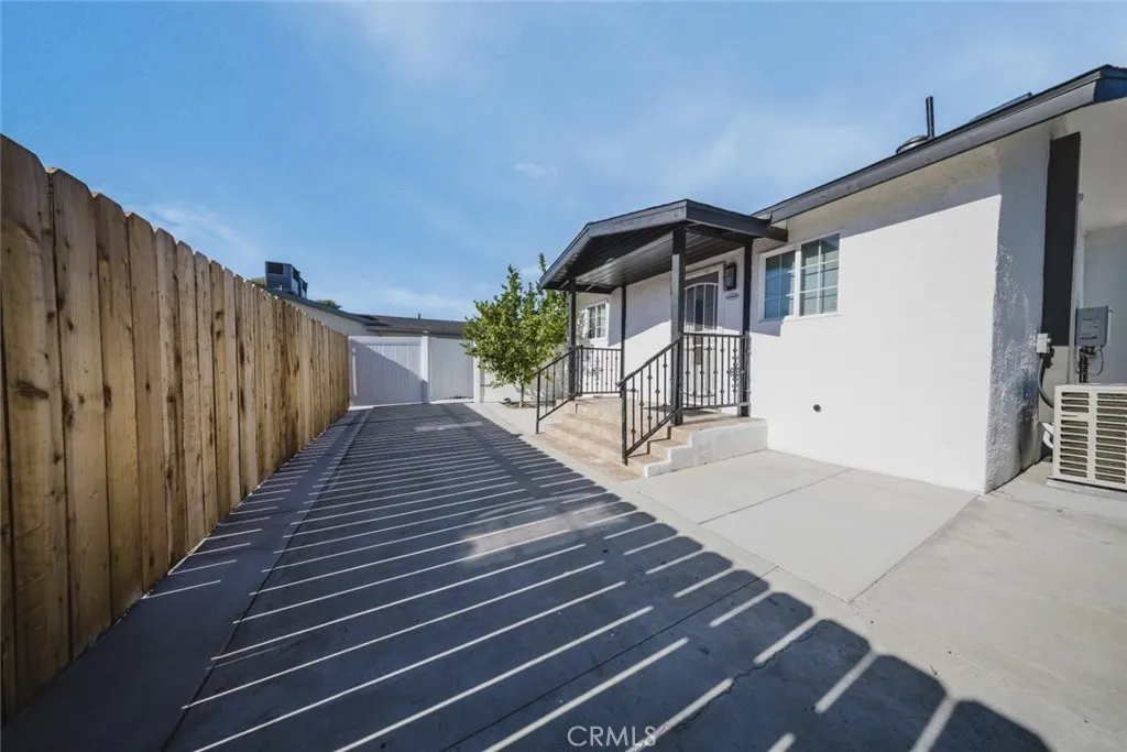 Additional image 29 of 10503 Cantara Street, Sun Valley, CA 91352