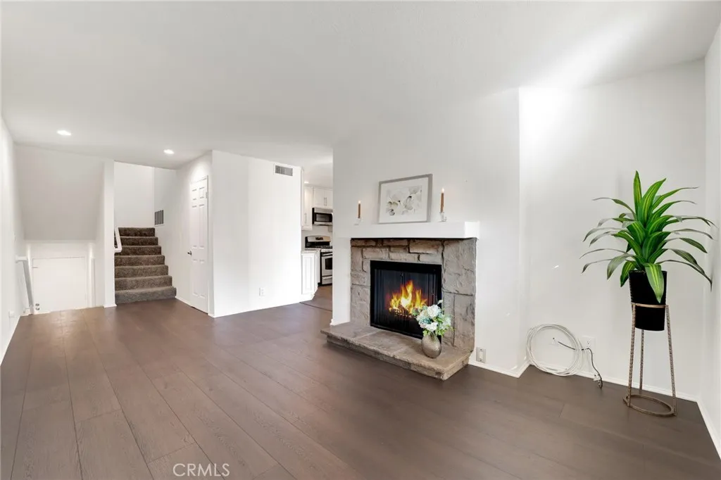 Additional image 6 of 29623 Strawberry Hill Dr Unit 1, Agoura Hills, CA 91301