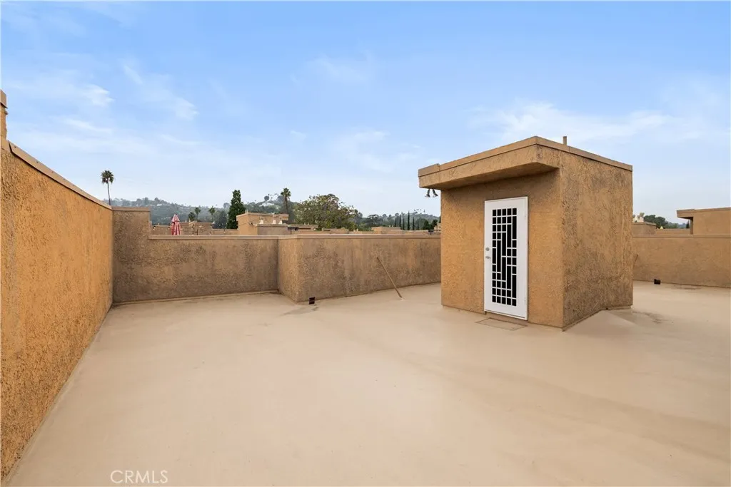 Additional image 21 of 14960 Dickens Street Unit 303, Sherman Oaks, CA 91403