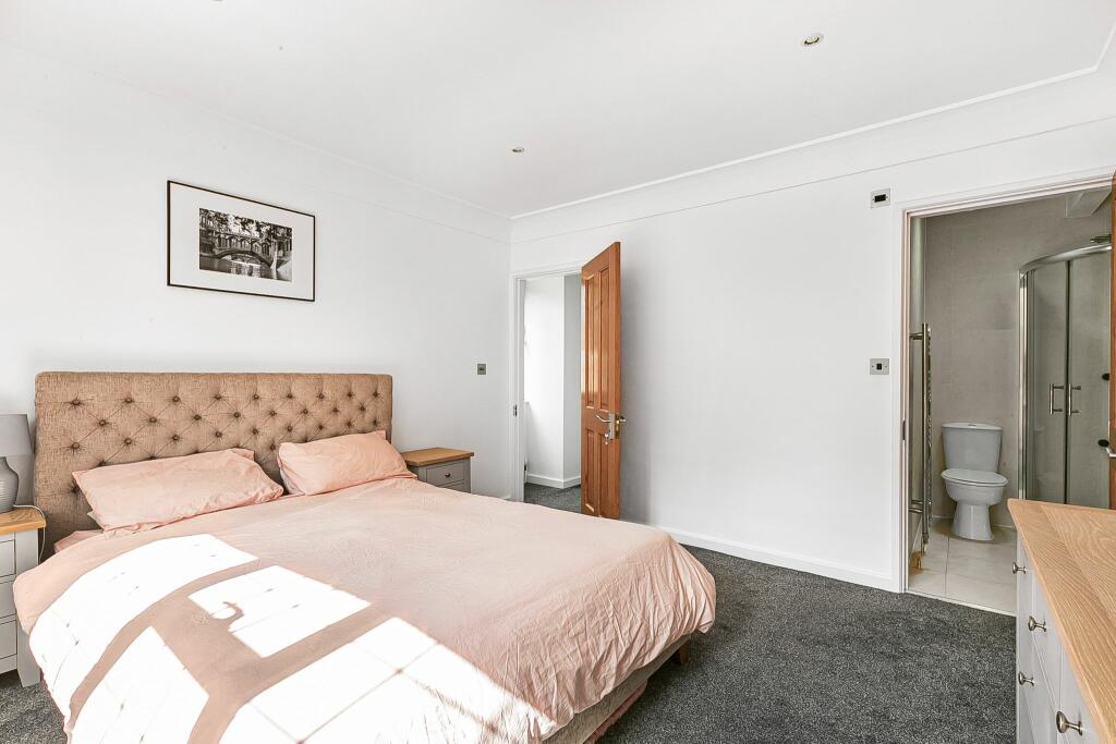 Additional image 16 of Kentish Lane, Brookmans Park, AL9