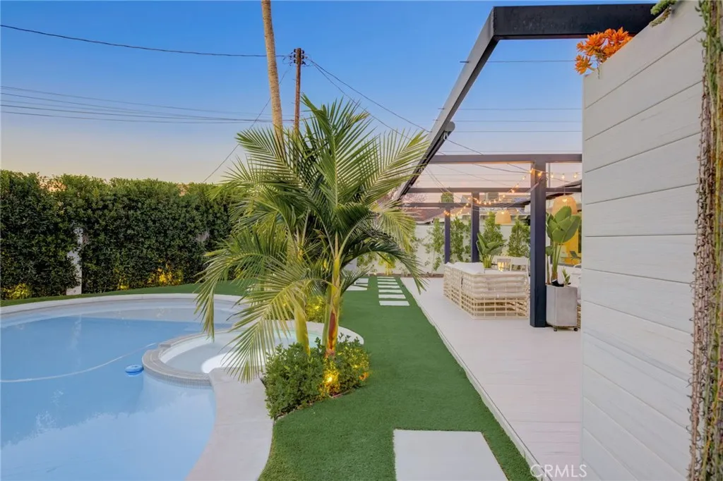 Additional image 62 of 8161 Encino Avenue, Northridge, CA 91325