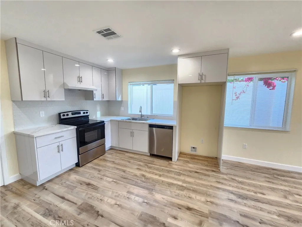 Additional image 6 of 16432 Halsted St., North Hills, CA 91343