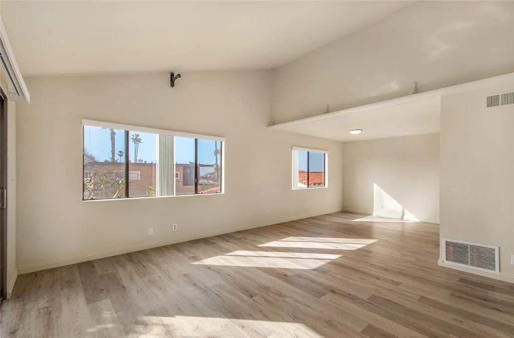 Additional image 6 of 325 Encino Lane Unit B, San Clemente, CA 92673