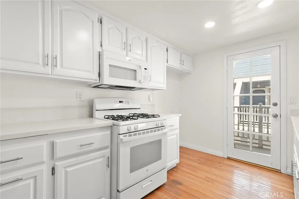 Additional image 60 of 313 N Broadway, Redondo Beach, CA 90277