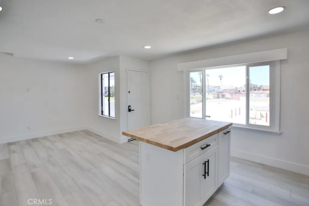 Additional image 9 of 17165 N Pacific Coast Highway #D4, Sunset Beach, CA 90742