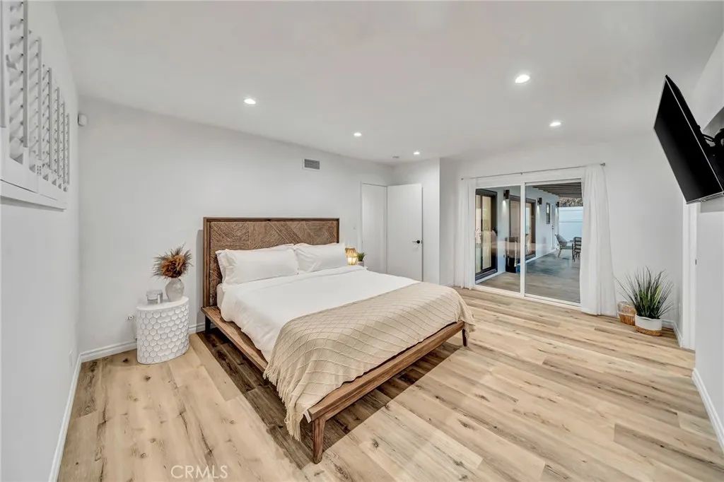 Additional image 52 of 16127 Hartsook Street, Encino, CA 91436