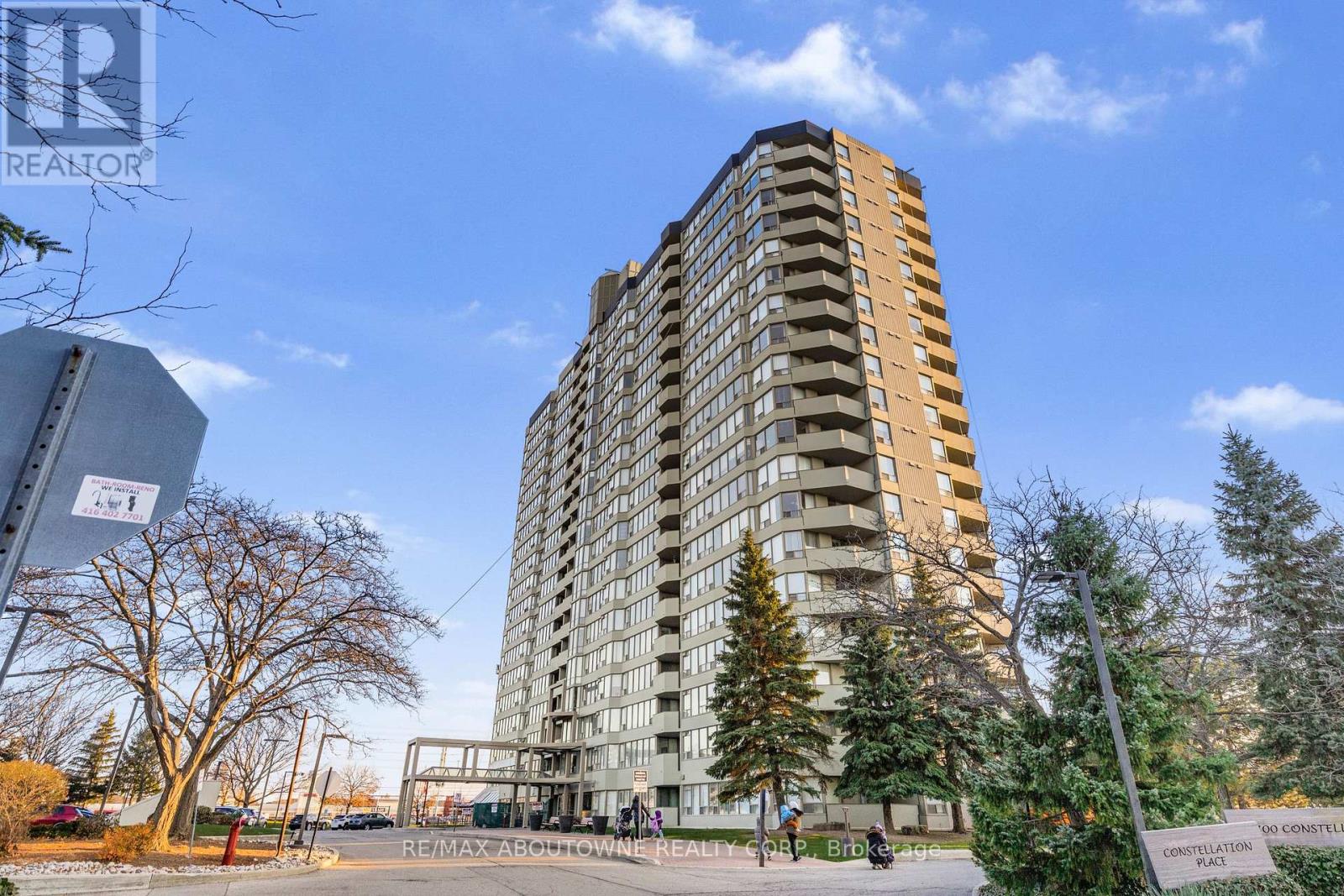 501 - 700 CONSTELLATION DRIVE|Mississauga (Hurontario), Ontario L5R3G8