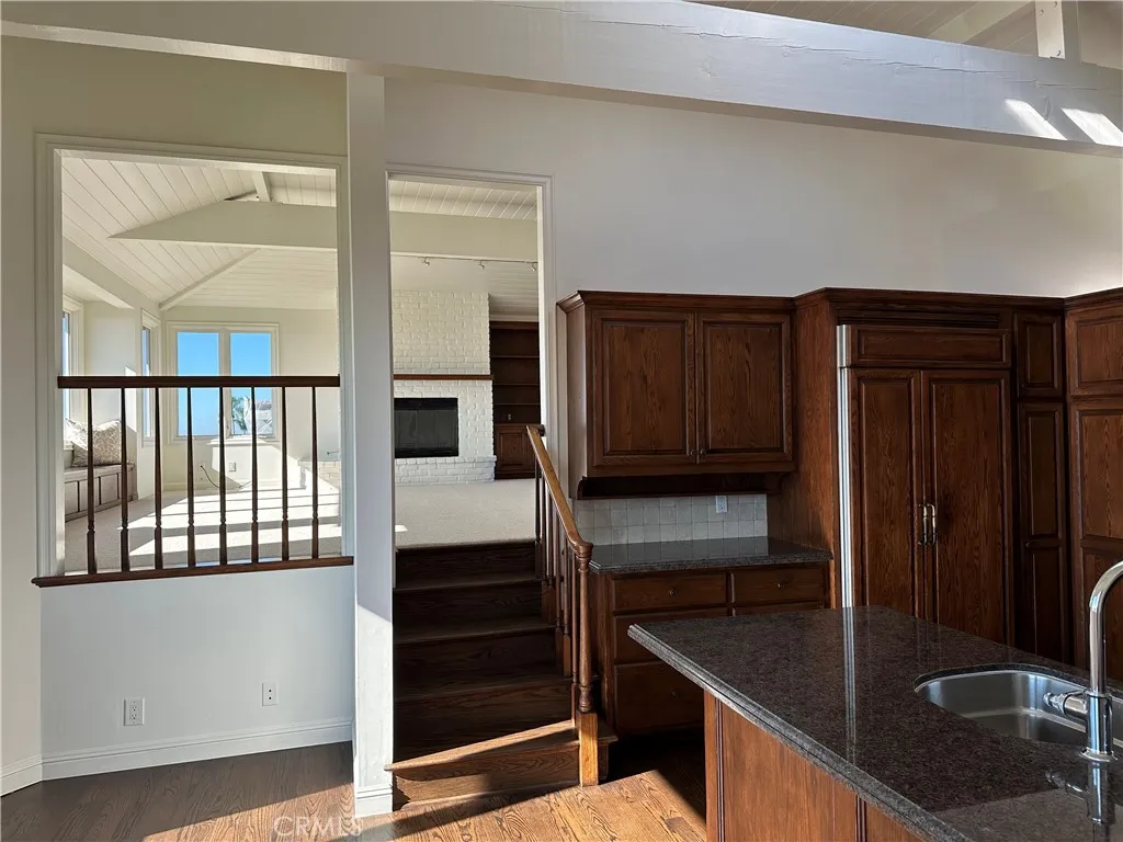 Additional image 11 of 900 Kings Rd, Newport Beach, CA 92663