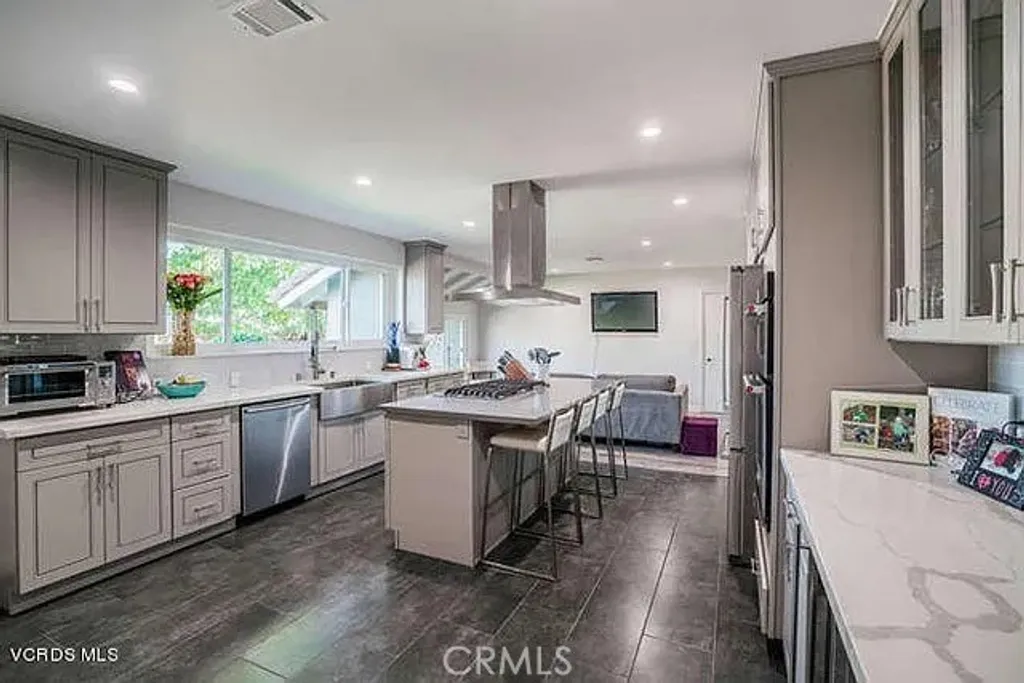 Additional image 3 of 6656 Columbus Avenue, Van Nuys, CA 91405