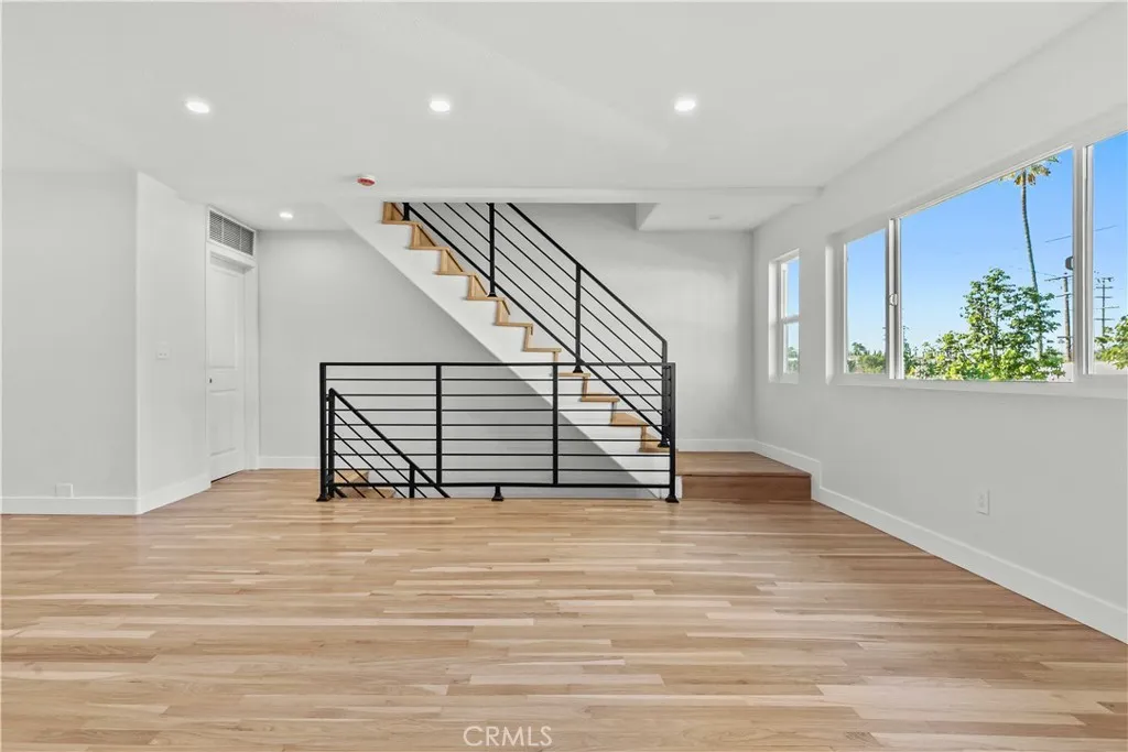 Additional image 38 of 552 Hahn Ave, Glendale, CA 91203