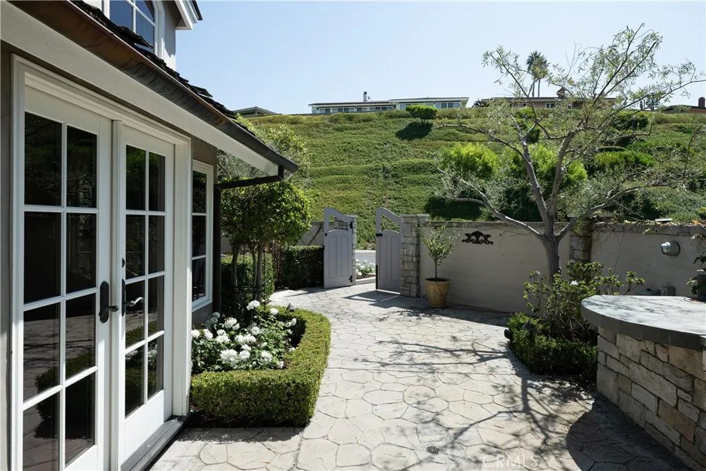 Additional image 6 of 2001 Yacht Resolute, Newport Beach, CA 92660