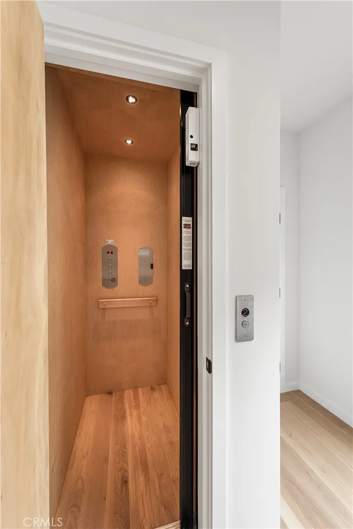 Additional image 42 of 1176 Nelrose Avenue Unit C, Venice, CA 90291