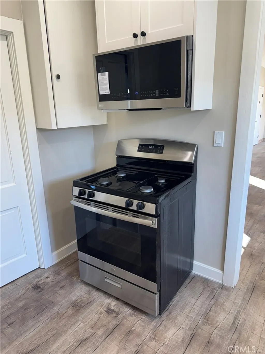 Additional image 8 of 109 N Lima Street, Sierra Madre, CA 91024