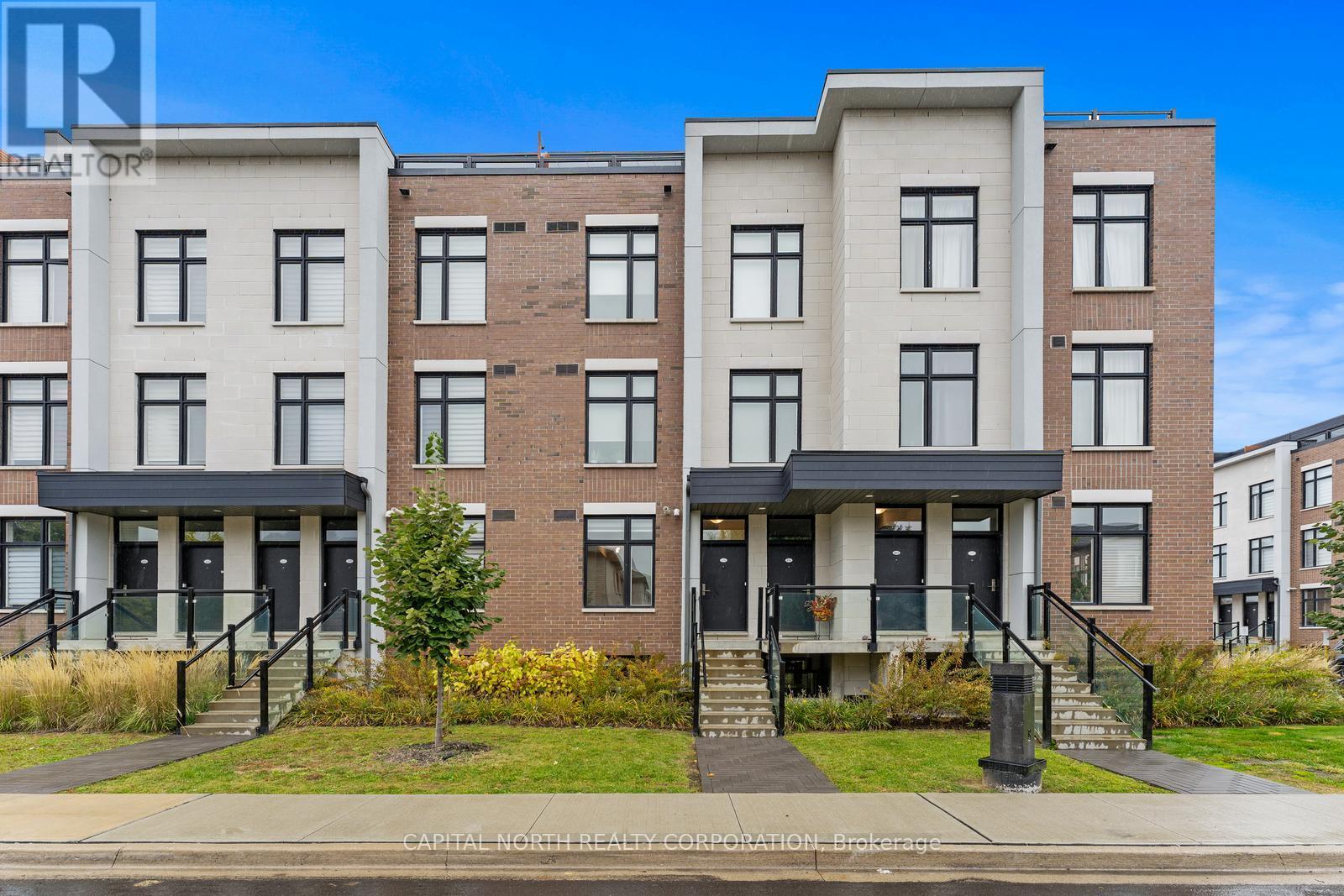 Property image for L118 - 9570 ISLINGTON AVENUE|Vaughan (Sonoma Heights), Ontario L4H5E8