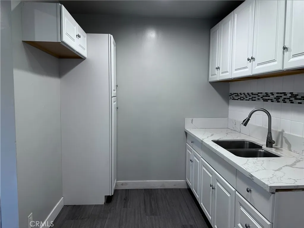 Additional image 3 of 11724 S Vermont Avenue Unit 7, Los Angeles, CA 90044