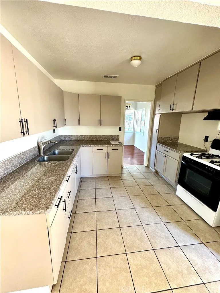 Additional image 35 of 8432 Duchess Dr, Whittier, CA 90606