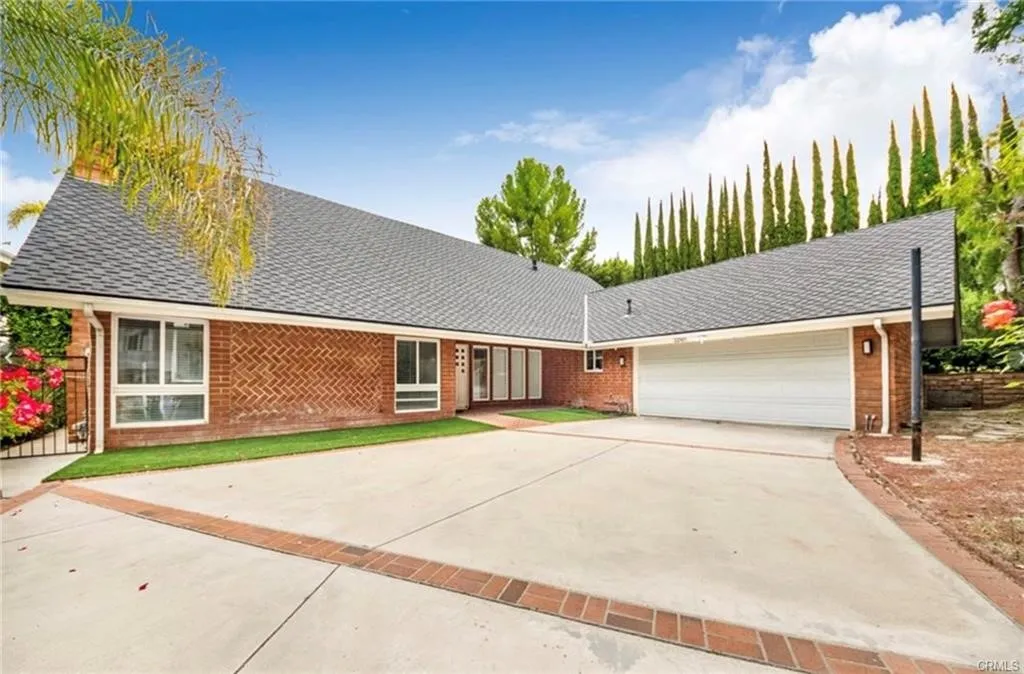 Additional image 2 of 22905 De Kalb Drive, Calabasas, CA 91302