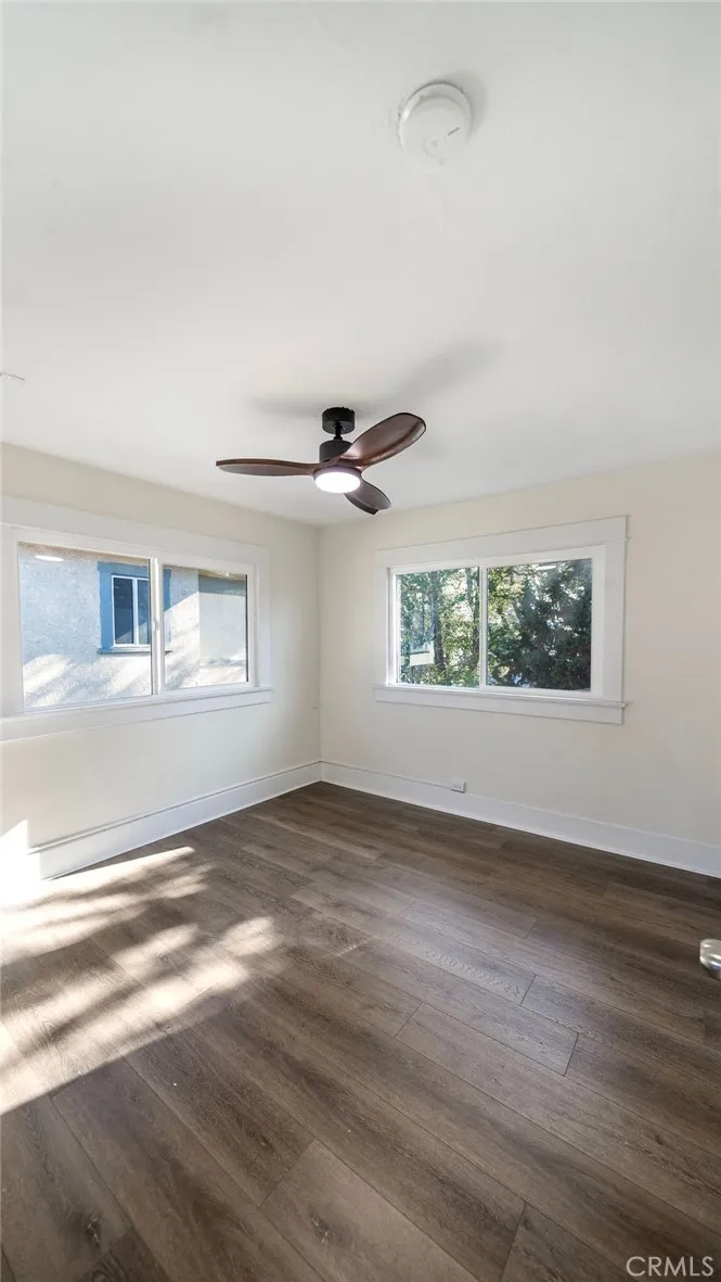 Additional image 24 of 911 W 40th Pl, Los Angeles, CA 90037