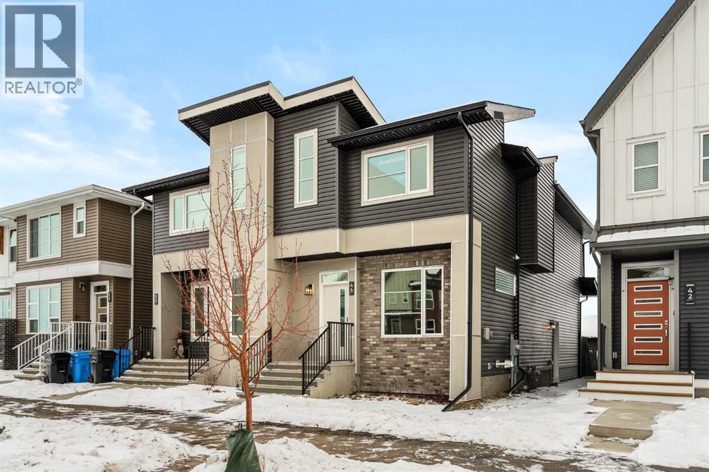 46 Starling Boulevard NW|Calgary, Alberta T3P2V7