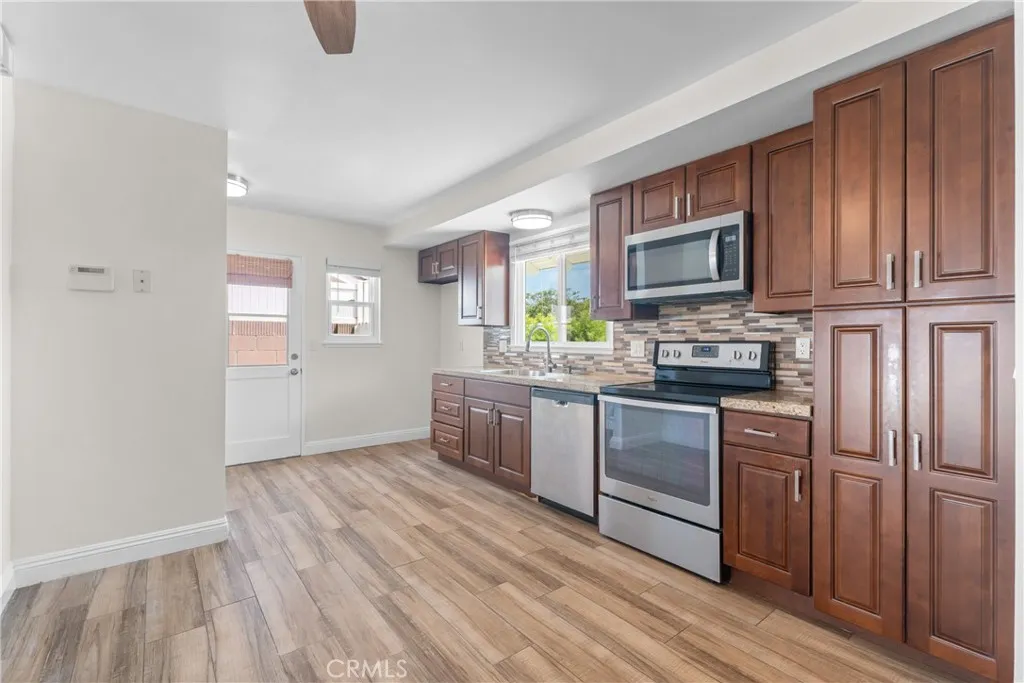 Additional image 32 of 17551 Misty Ln, Huntington Beach, CA 92649