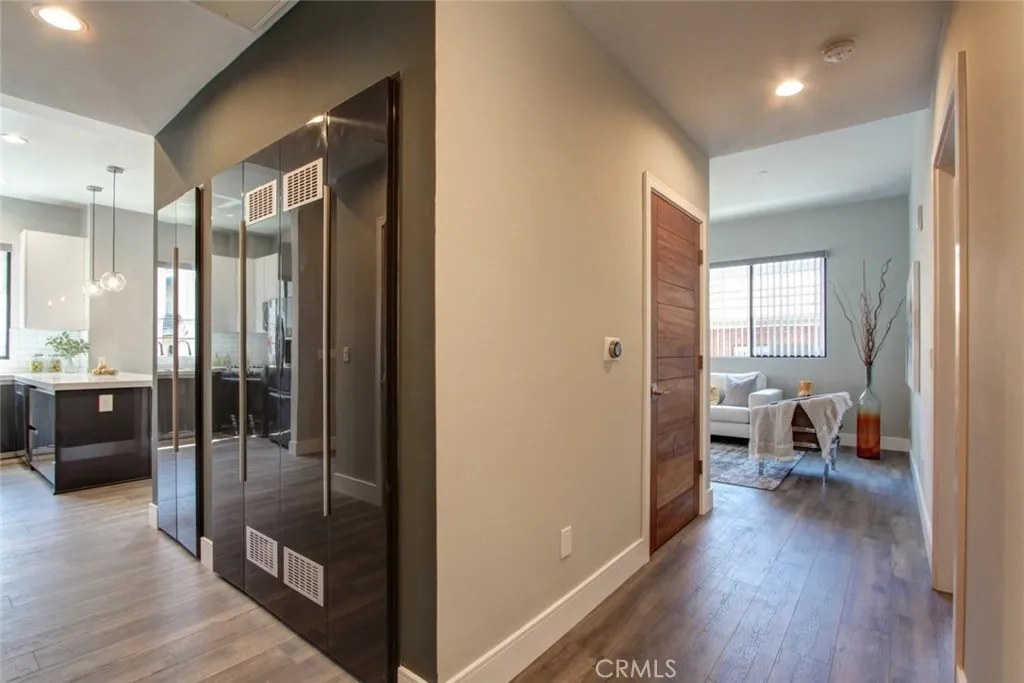 Additional image 11 of 330 Salem St Unit 301, Glendale, CA 91203