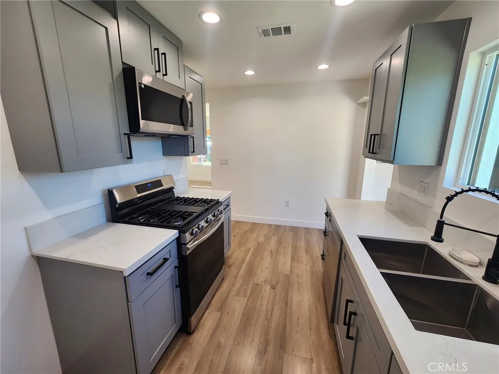 Additional image 28 of 7665 Machrea, Tujunga, CA 91042