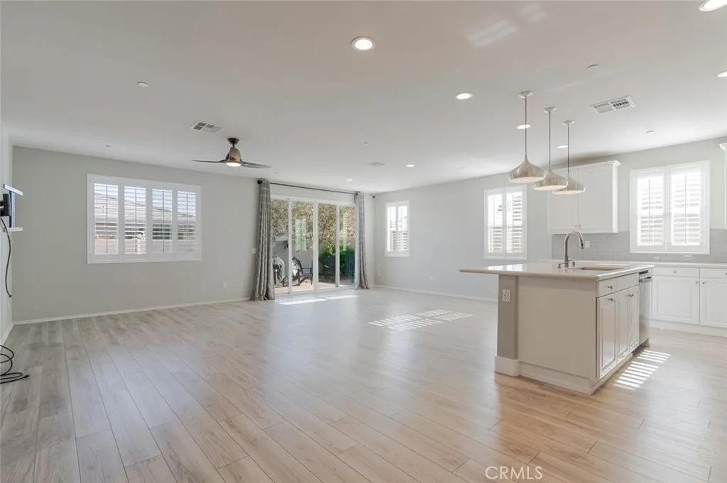 Additional image 28 of 44122 51st Street W, Lancaster, CA 93536