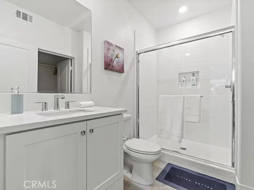 Additional image 21 of 352 Tank, Irvine, CA 92618