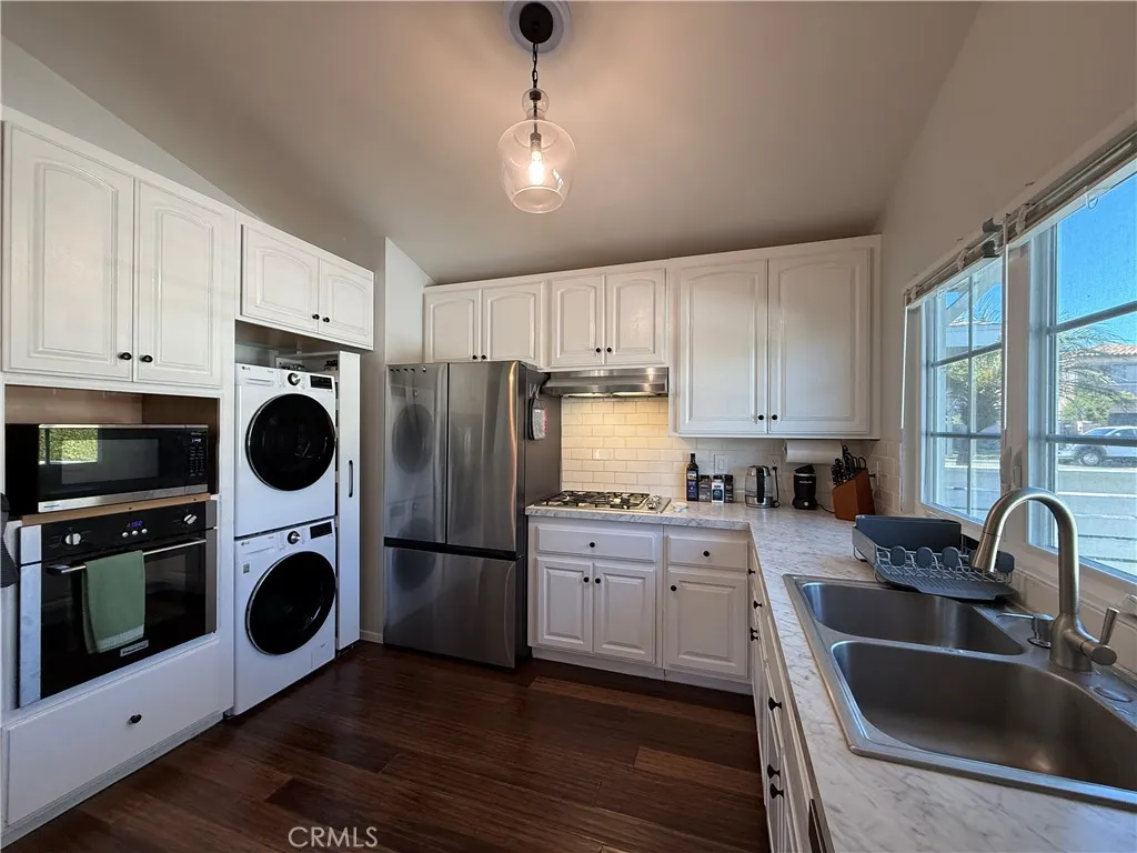 Additional image 16 of 8372 Hillhead Drive, Huntington Beach, CA 92646