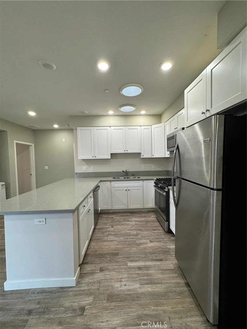 Additional image 6 of 621 N Normandie Avenue, Los Angeles, CA 90004