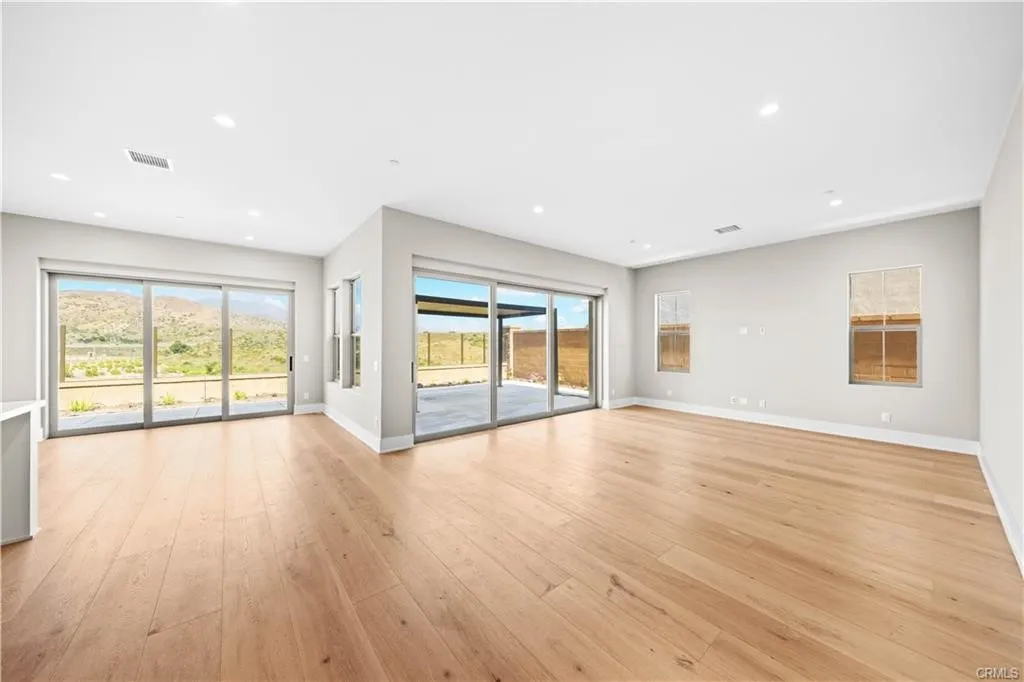 Additional image 44 of 130 mossvine, Irvine, CA 92618