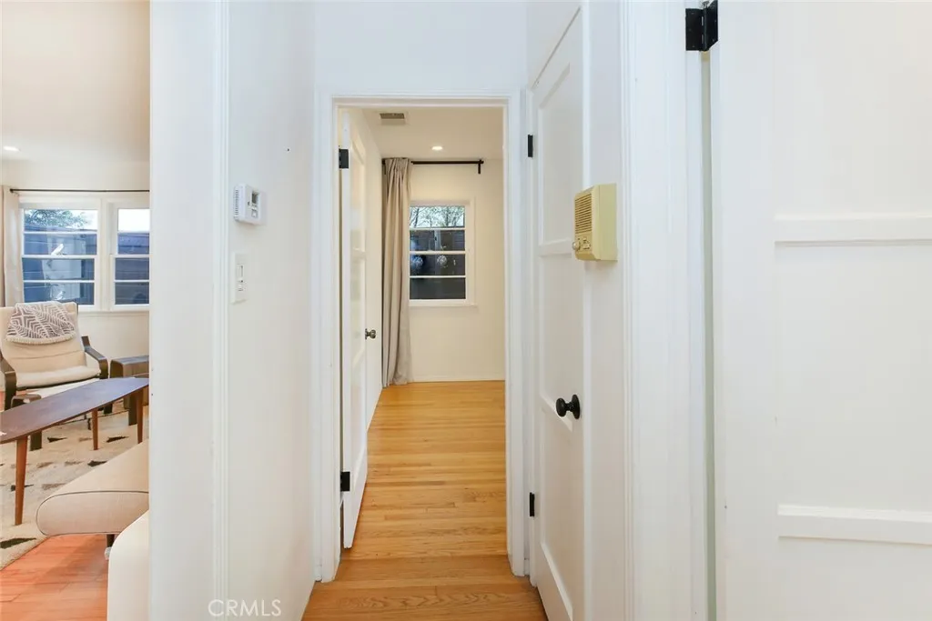 Additional image 40 of 1113 Amoroso Place, Venice, CA 90291