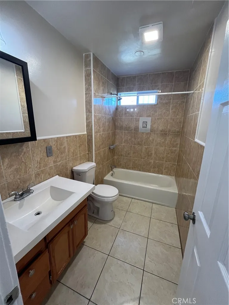 Additional image 67 of 1355 W 49th St, Los Angeles, CA 90037